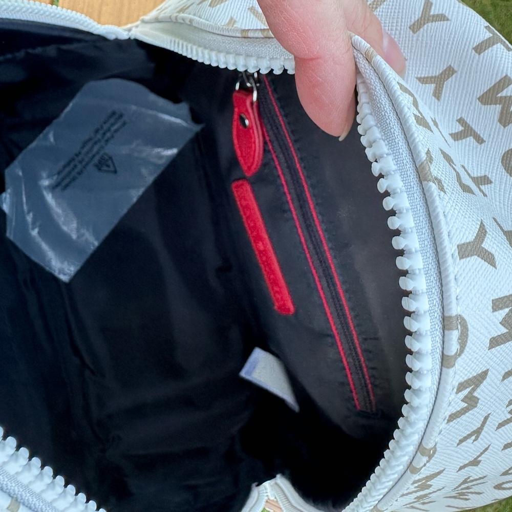 Tommy Hilfiger White and Tan Monogram Backpack NWT - Picture 5 of 9